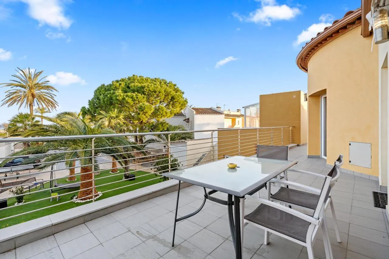 La Vida Sin Limites Emp Apartman Empuriabrava Spanyolország