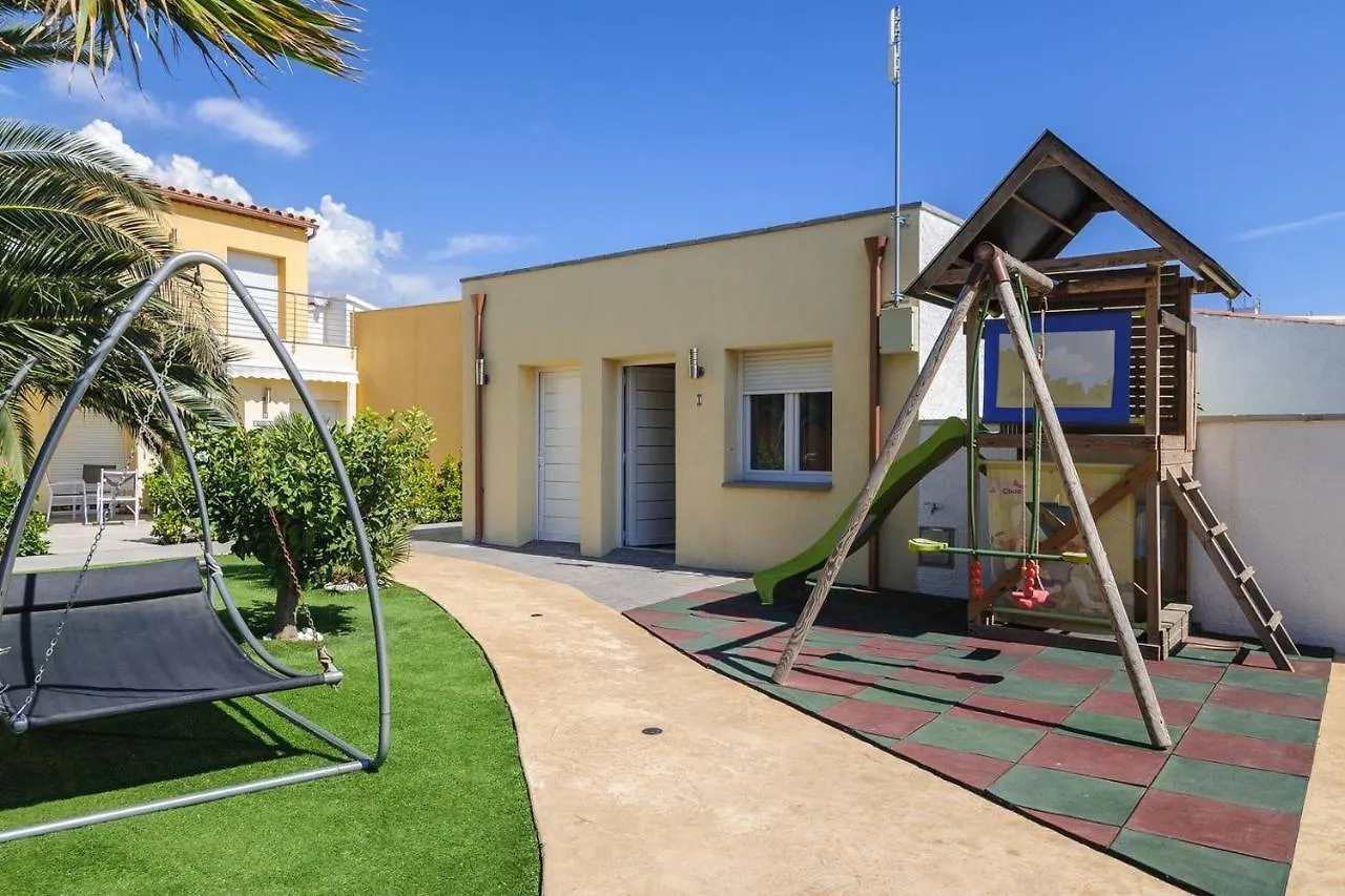 La Vida Sin Limites Emp Apartman Empuriabrava